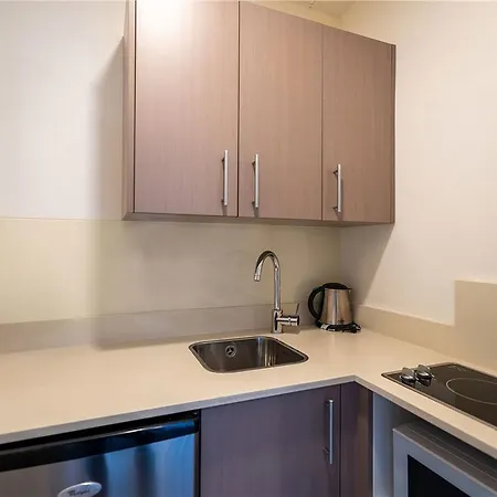 Mercure Wellington Central City Hotel And Apartments 